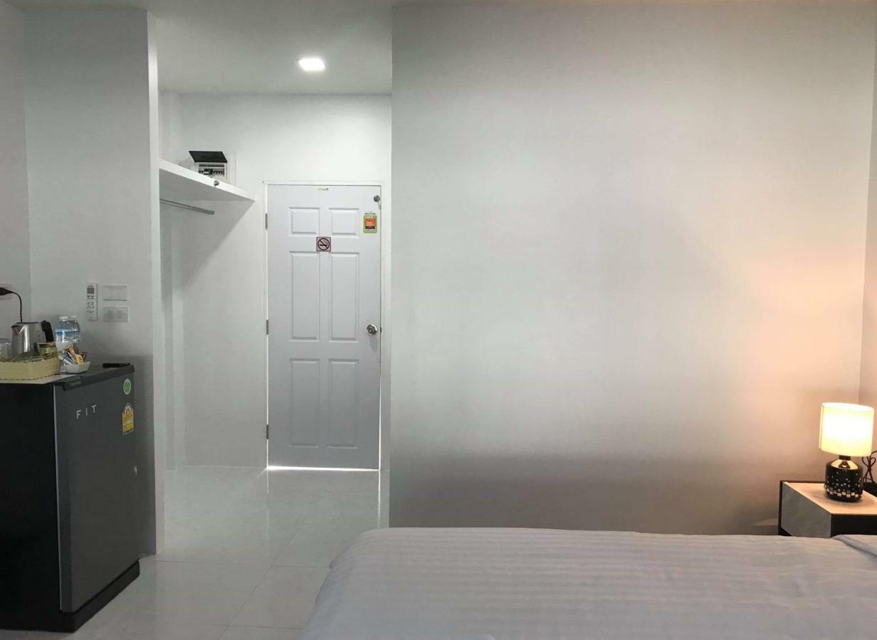 Airport Pearl Residence Nai Yang Екстер'єр фото